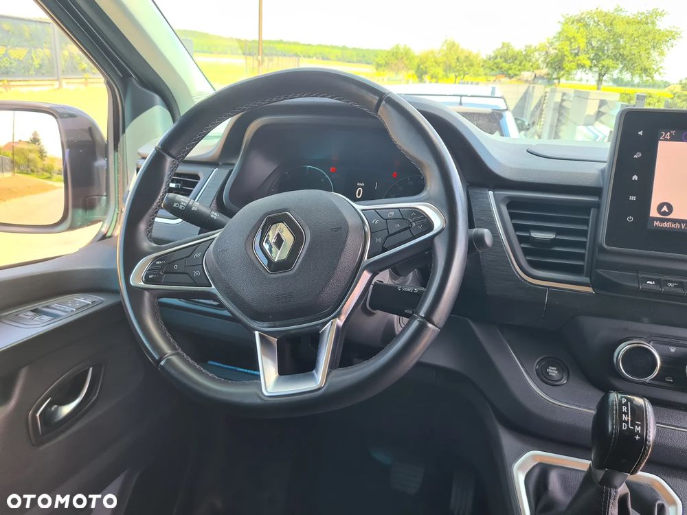 Renault Trafic - 10