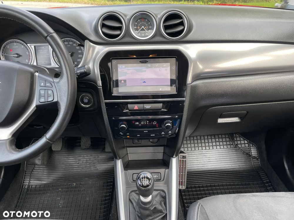 Suzuki Vitara 1.6 DDiS (4x4) Allgrip Comfort - 29