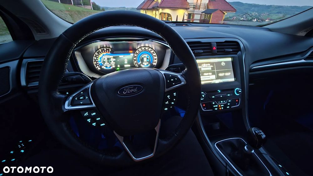Ford Mondeo 1.5 TDCi Trend - 27