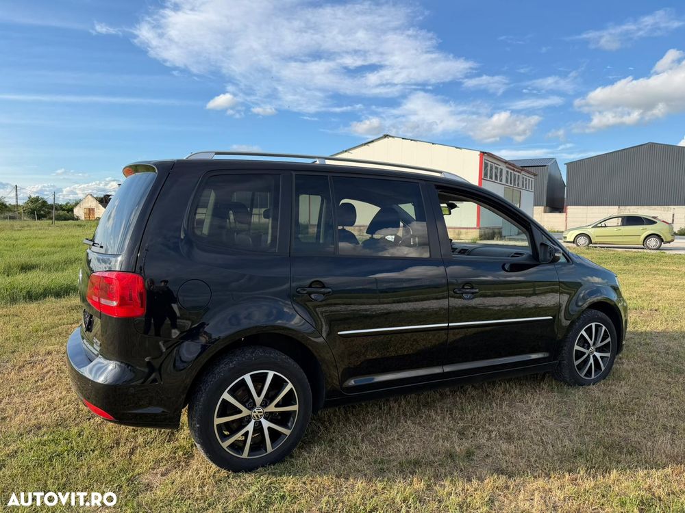 Volkswagen Touran 2.0 TDI DPF Highline - 5