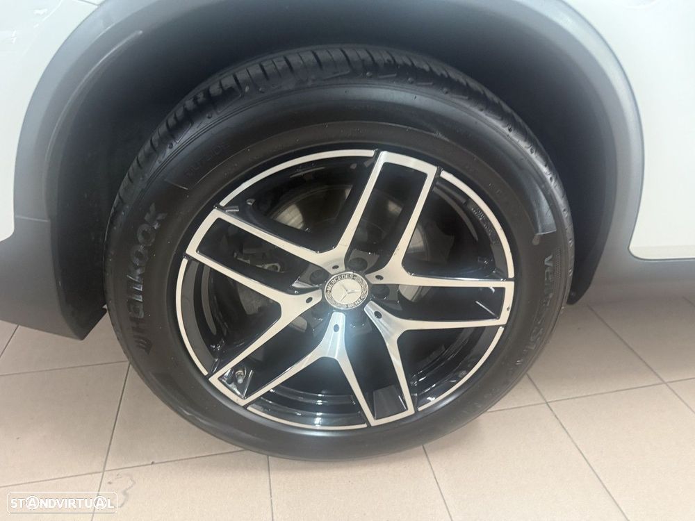 Mercedes-Benz GLC 250 d Coupé AMG Line 4-Matic - 23