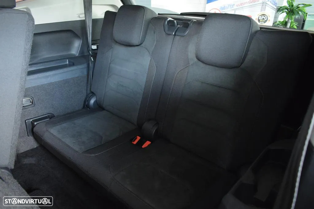 VW Tiguan Allspace 2.0 TDI Confortline DSG - 31