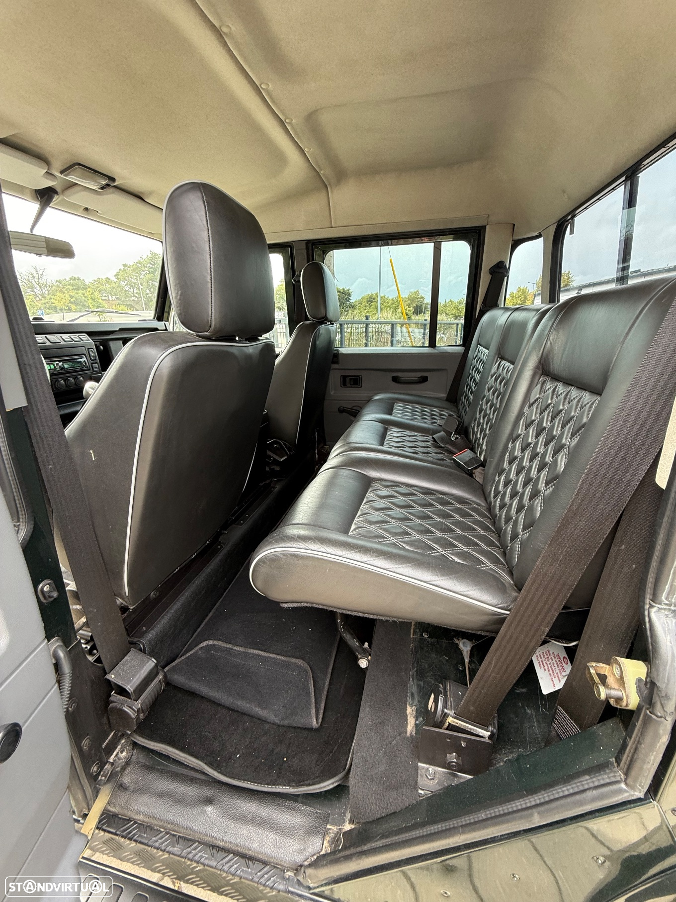 Land Rover Defender 130 CD 2.5 Td5 S - 19