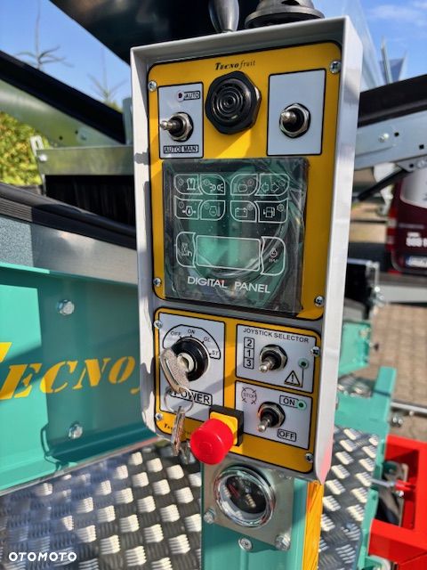 Inny Darwin CF 105 - 5