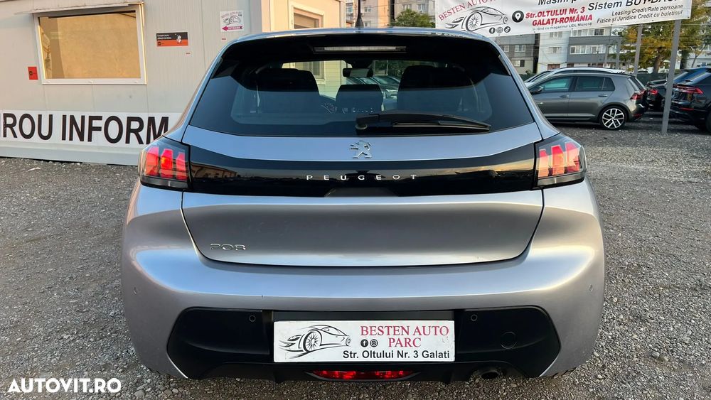Peugeot 208 - 36
