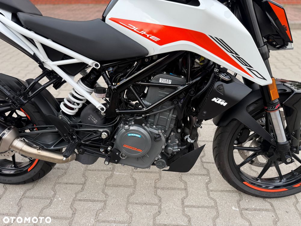 KTM Duke 390 - 8