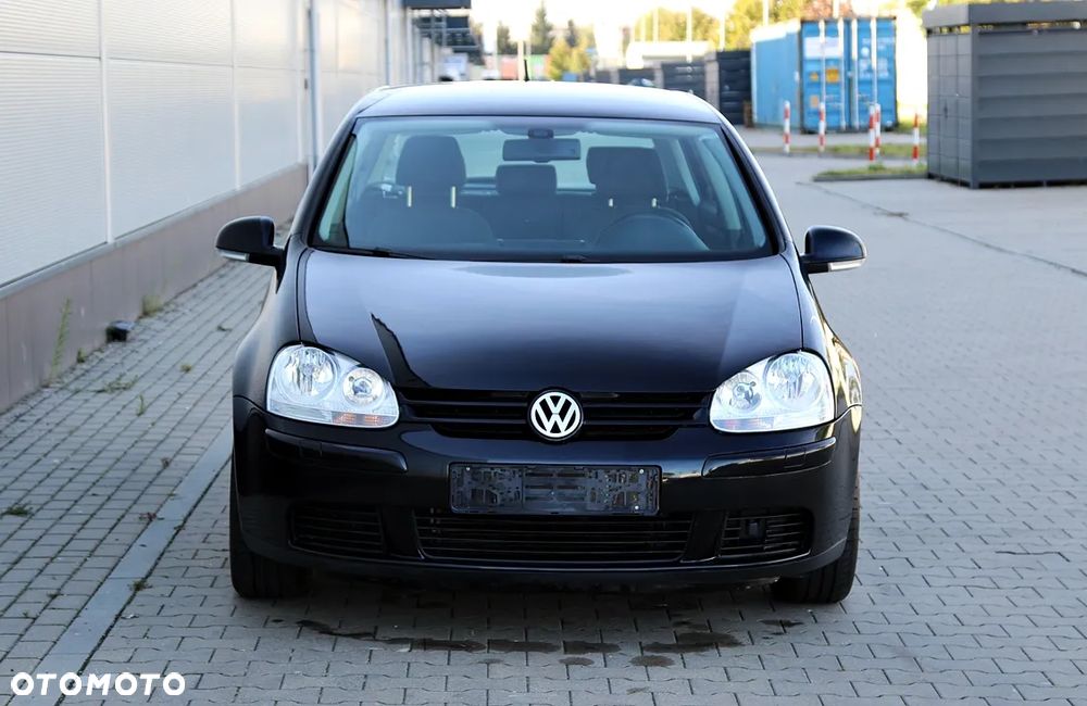 Volkswagen Golf V 1.6 Trendline - 2