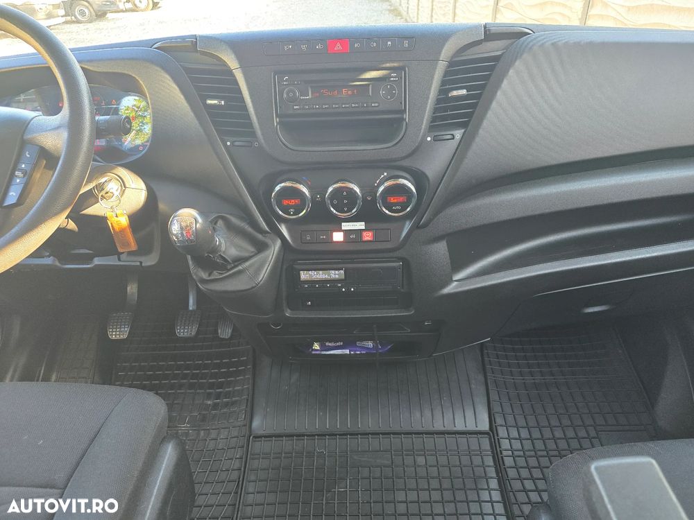Iveco DAILY Mini Tir Cap Tractor 3.5T - 12Tone in Ansamblu - 32