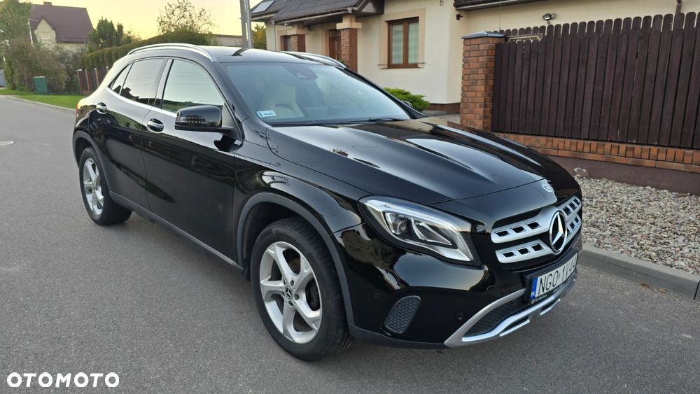 Mercedes-Benz GLA 200 7G-DCT AMG Line - 8