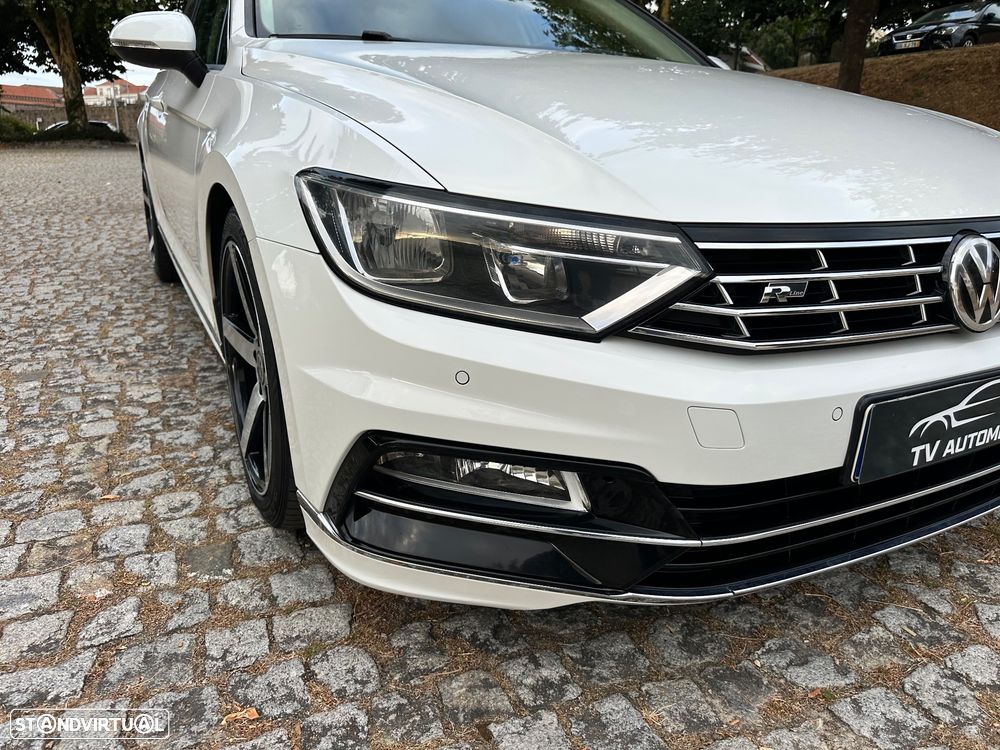 VW Passat Variant 2.0 TDI R-Line - 16