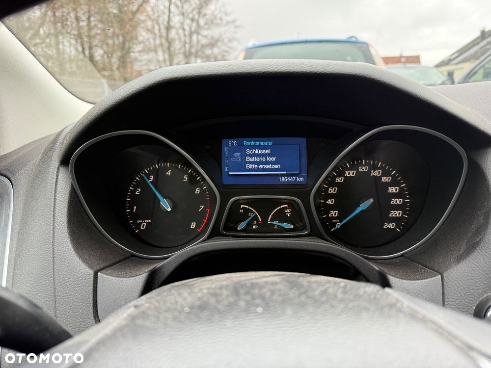 Ford Focus 1.6 Ti-VCT Sport - 21