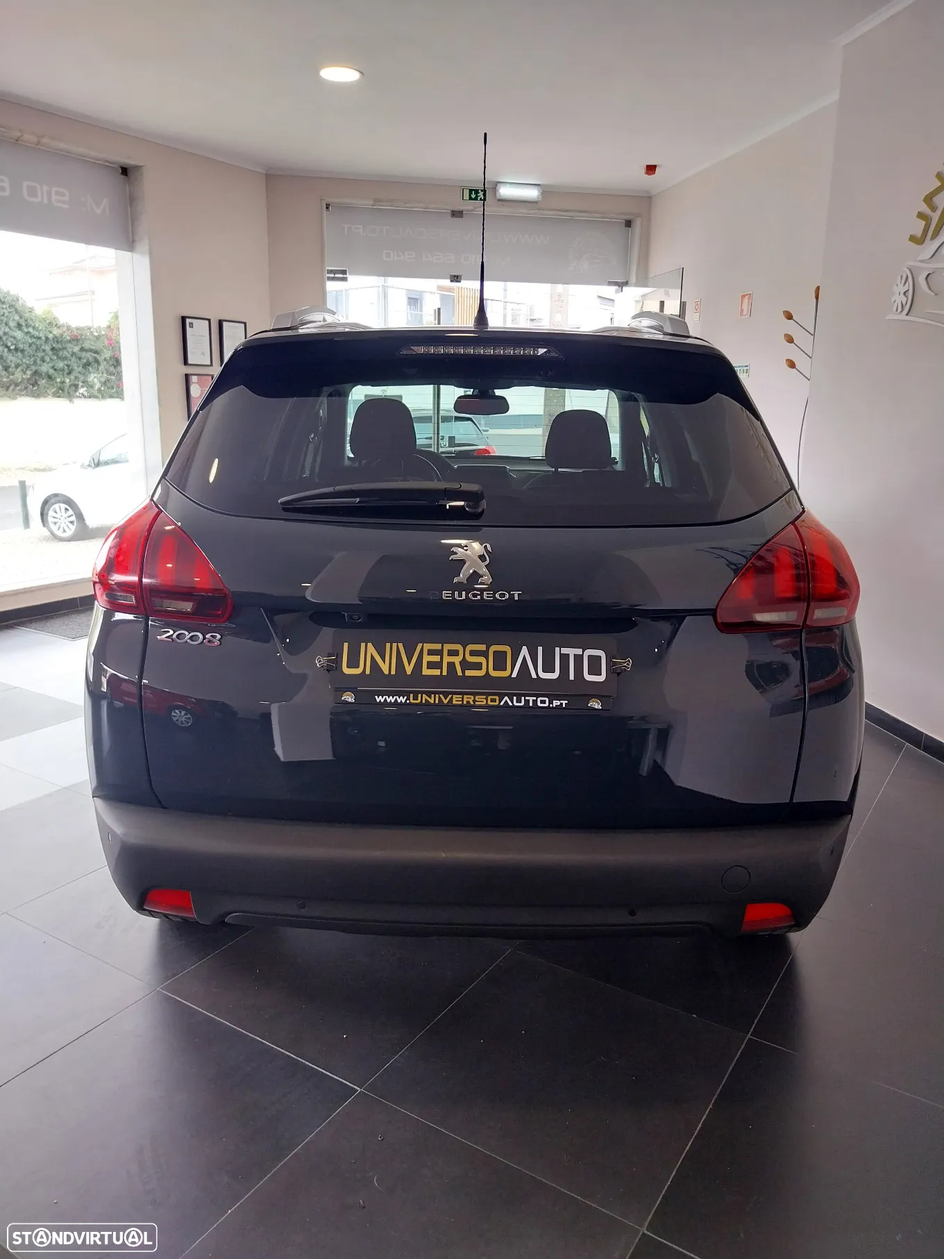 Peugeot 2008 1.6 BlueHDi Style - 8