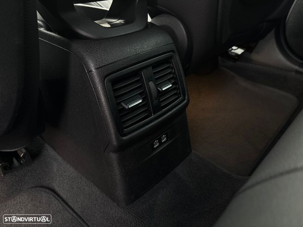 BMW X1 25 e xDrive Line Sport - 45