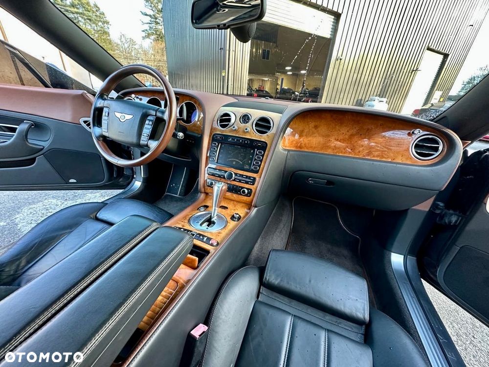 Bentley Continental GT - 3
