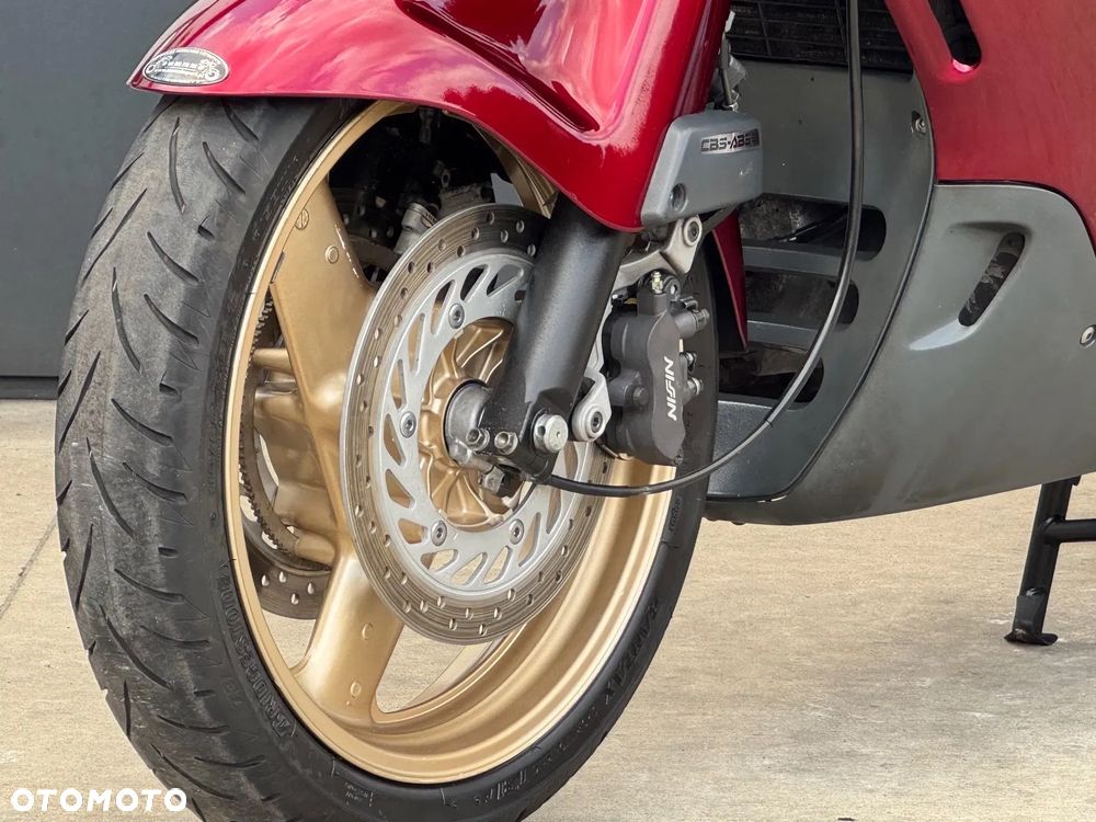 Honda ST - 25