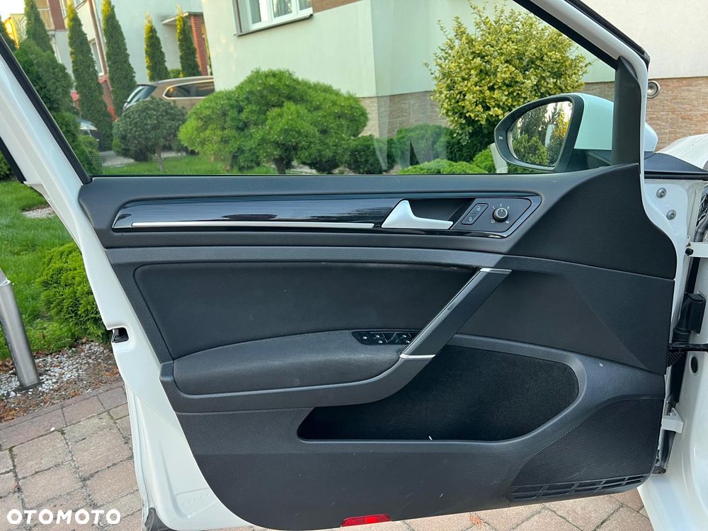 Volkswagen Golf 1.6 TDI SCR Comfortline - 14