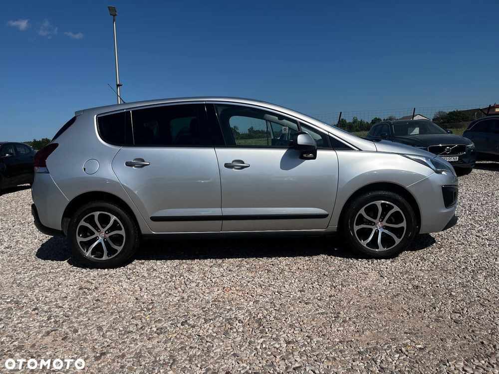 Peugeot 3008 1.6 BlueHDi Allure S&S EAT6 - 12
