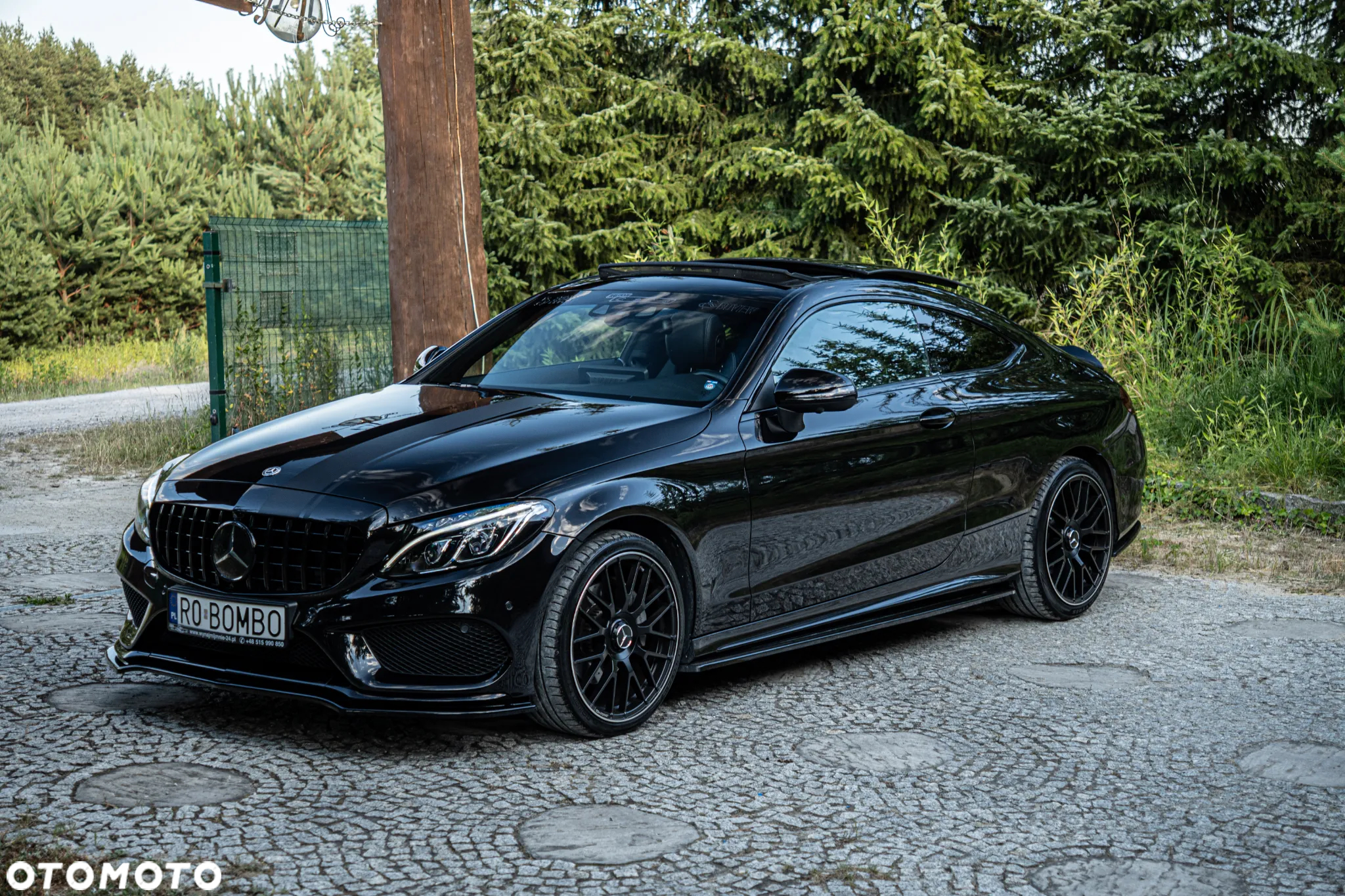 Mercedes-Benz Klasa C 200 Coupe 4Matic 9G-TRONIC AMG Line - 26