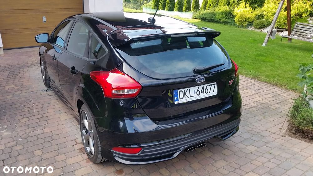 Ford Focus ST - 5
