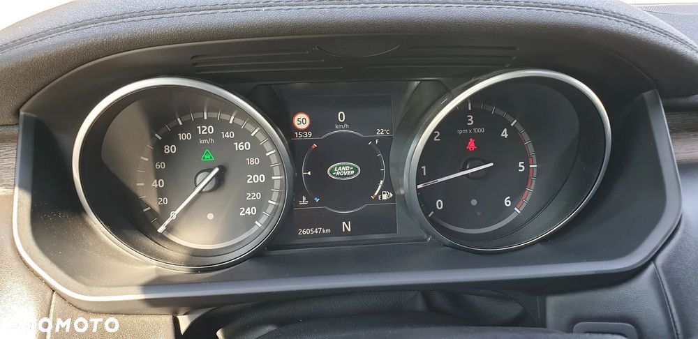 Land Rover Discovery 3.0 TD6 HSE Luxury - 39