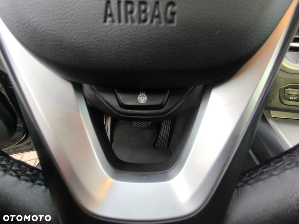 BMW Seria 3 320e - 23