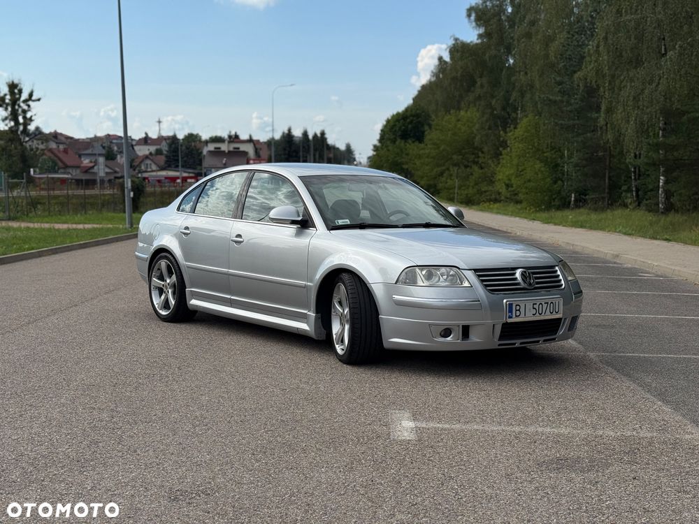 Volkswagen Passat 2.3 V5 Highline - 10