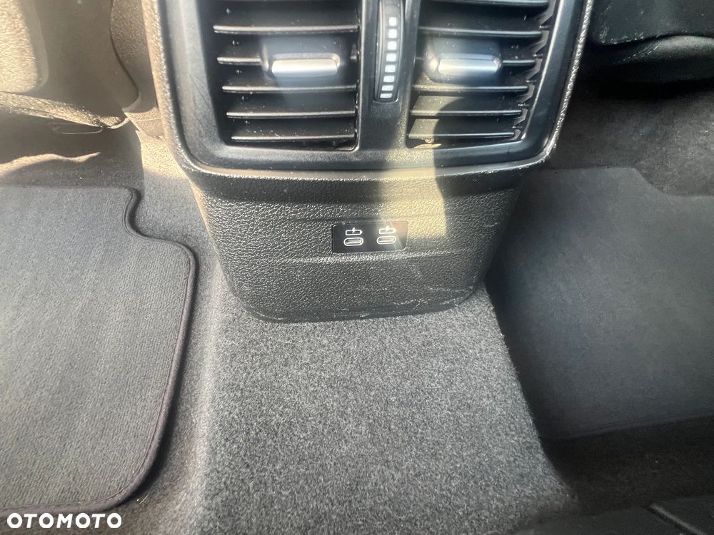 BMW Seria 2 216d Advantage - 26