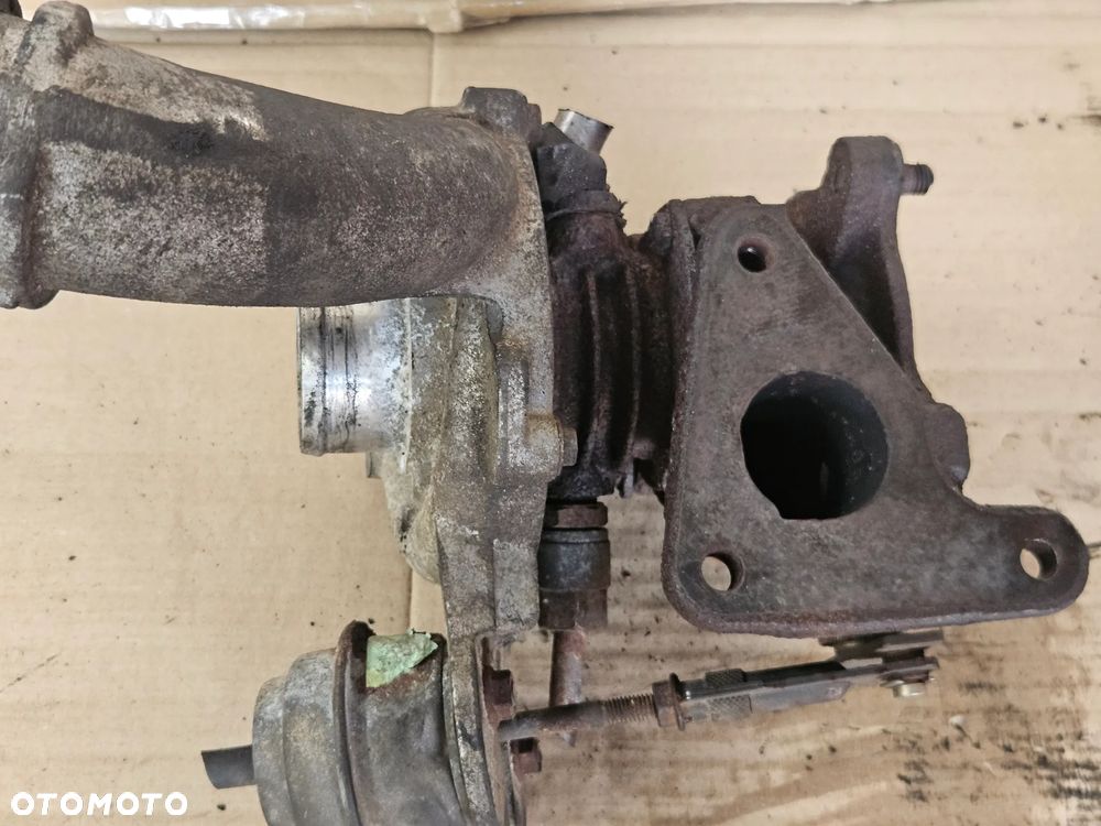Renault Trafic Opel Vivaro  1.9 DCI Turbosprężarka turbina 703245-0002 - 5