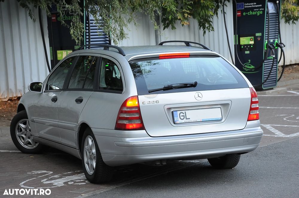Mercedes-Benz C 220 CDI Classic - 12
