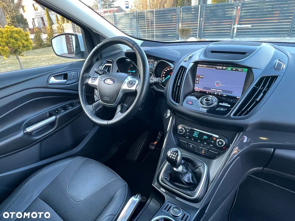 Ford Kuga 2.0 TDCi 4x4 Vignale - 31