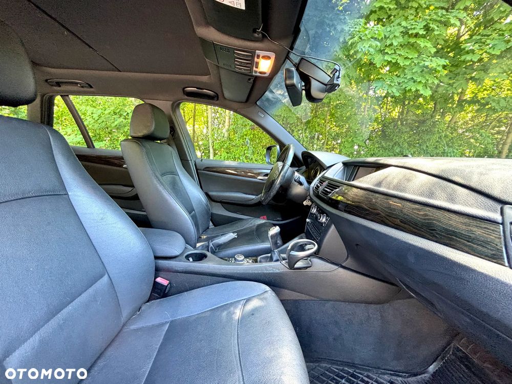 BMW X1 xDrive20d - 12