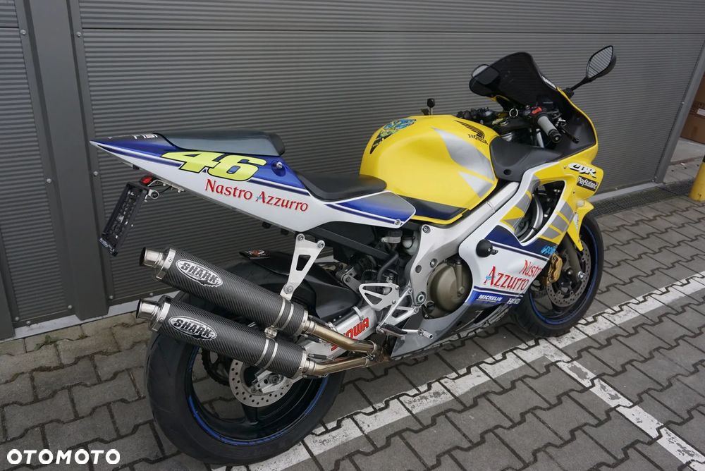 Honda CBR - 3