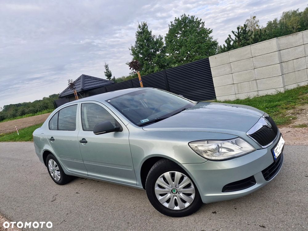 Skoda Octavia 2010 photo 4