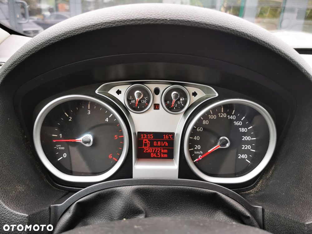 Ford Kuga 2.0 TDCi 2x4 Trend - 23