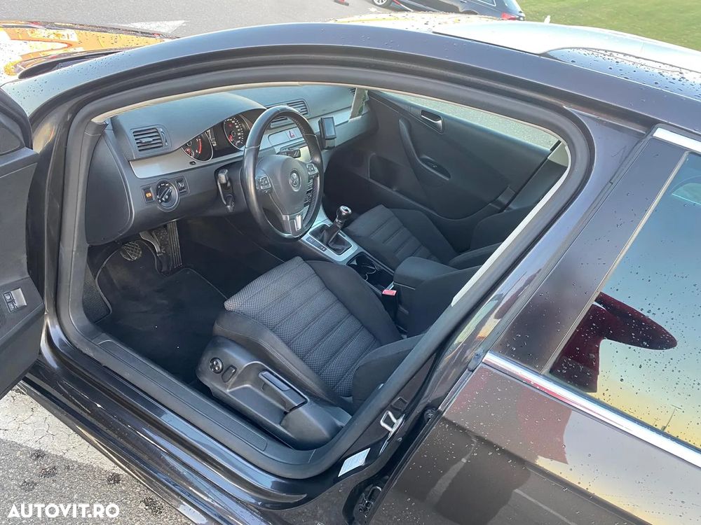 Volkswagen Passat 2.0 TDI DPF R-Line Edition - 10