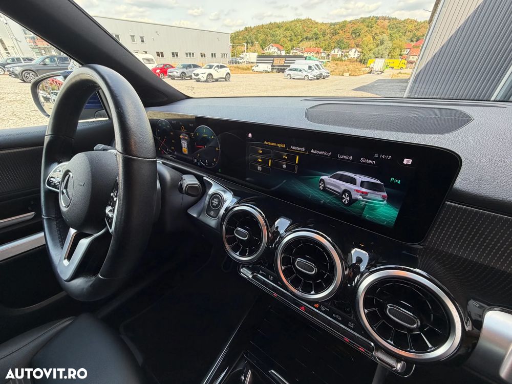 Mercedes-Benz GLB - 17
