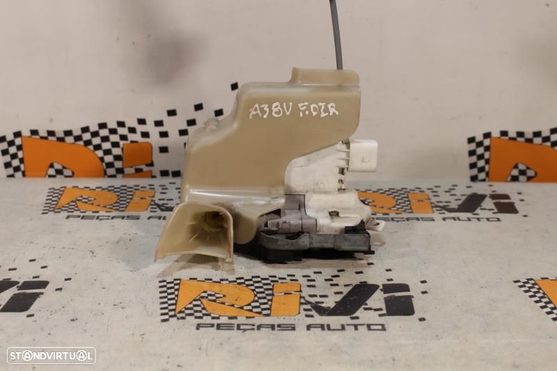 Fecho Da Porta Frente Direita Audi A3 (8V1, 8Vk)  8X2837016b / 8X2 837 - 1