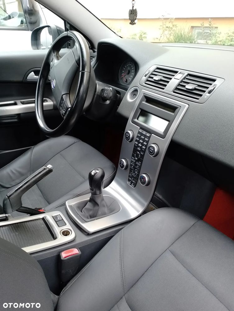 Volvo C30 1.6D - 13