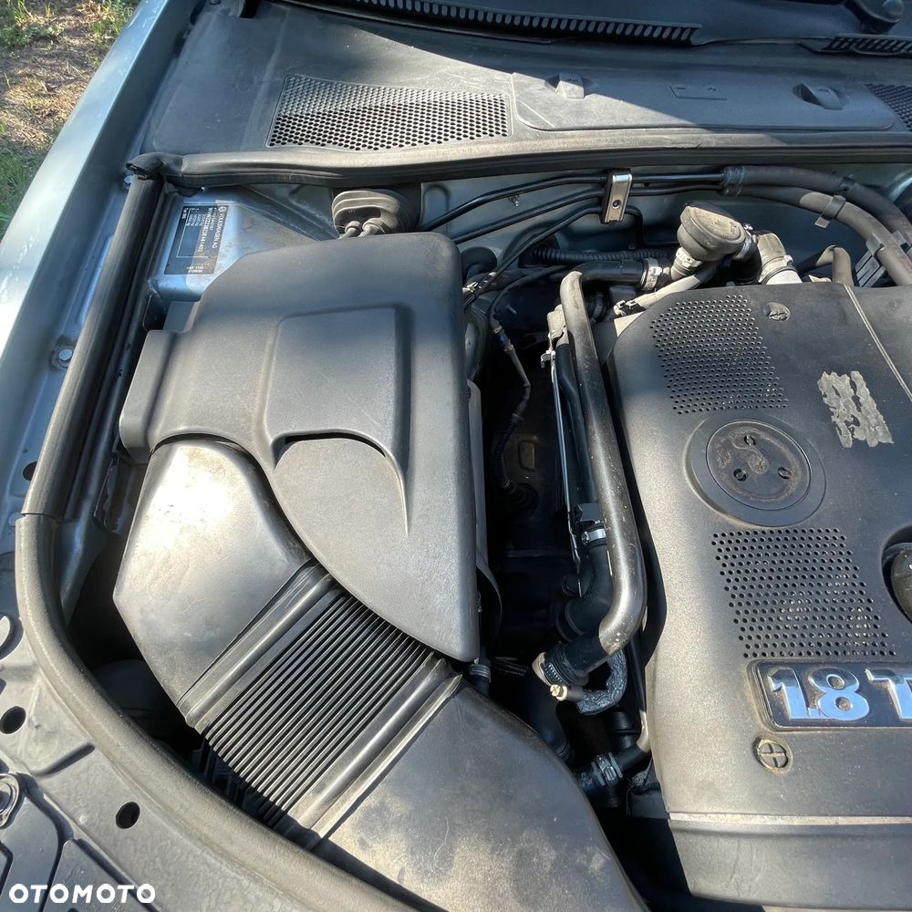 Volkswagen Passat 1.8T Comfortline - 3