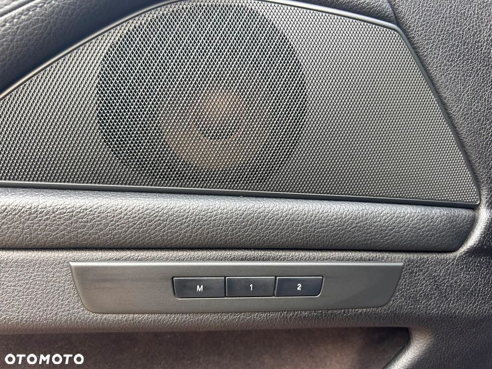 BMW Seria 5 520d - 13