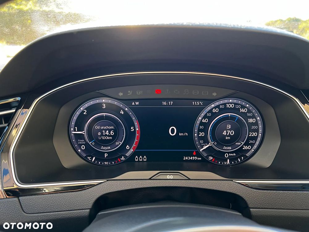 Volkswagen Passat 2.0 TDI Bi-Turbo BMT 4Mot Highline DSG - 10