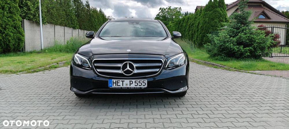 Mercedes-Benz Klasa E 220 d 9G-TRONIC - 2
