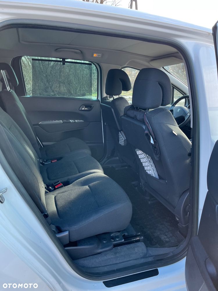 Peugeot 5008 1.6 HDi Style 7os - 11