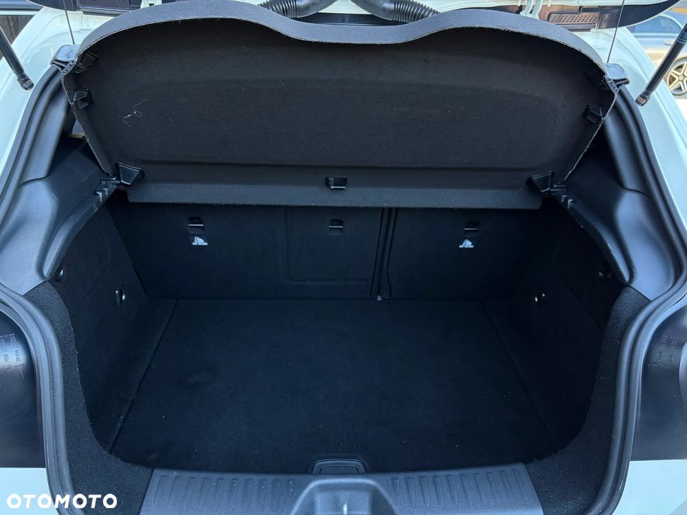 Mercedes-Benz Klasa A 200 (BlueEFFICIENCY) Urban - 33