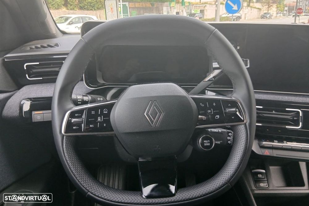 Renault 5 E-Tech 52 kWh Techno Autonomia Conforto - 10