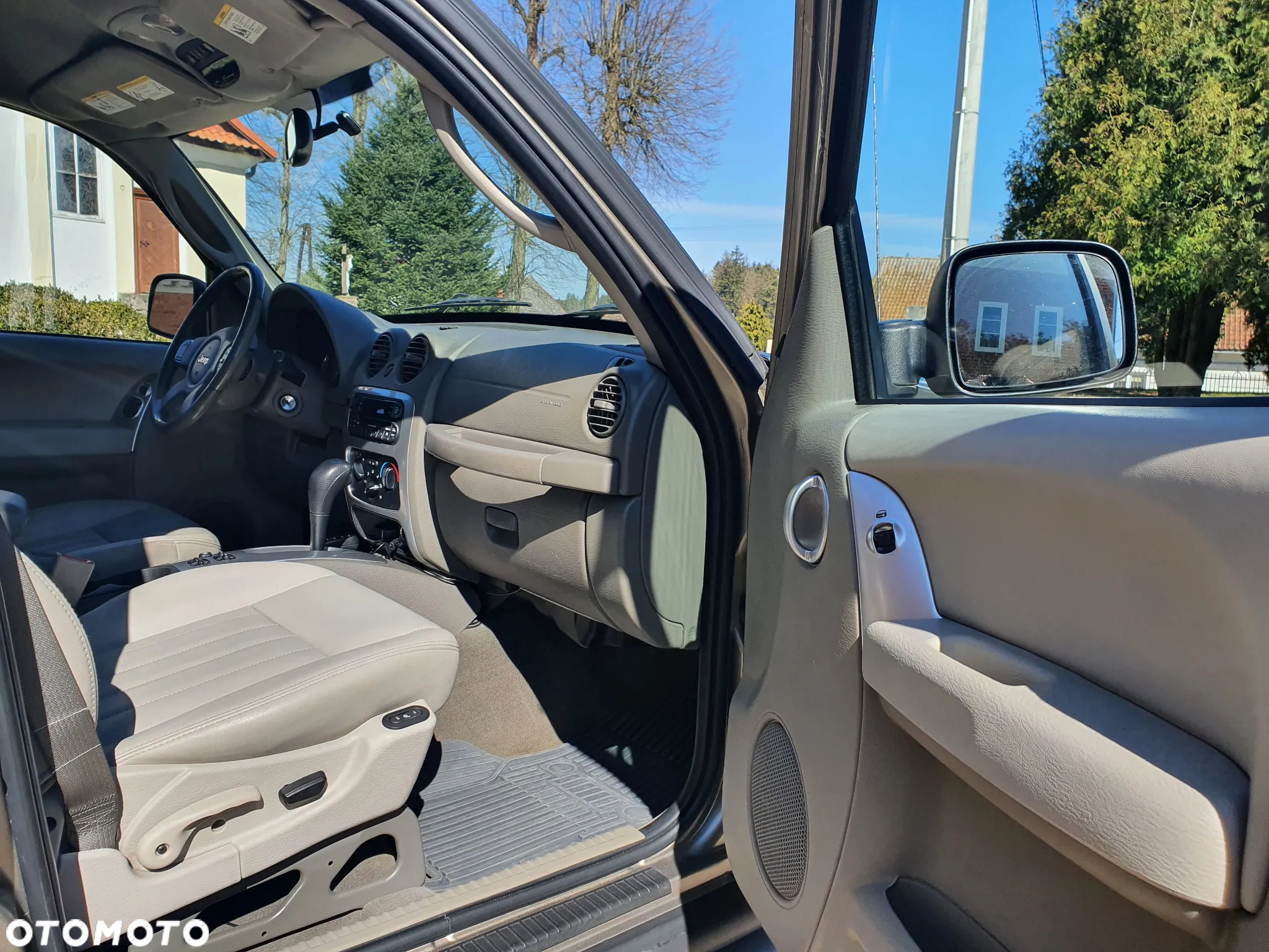 Jeep Liberty 2.8 CRD 4x4 - 24