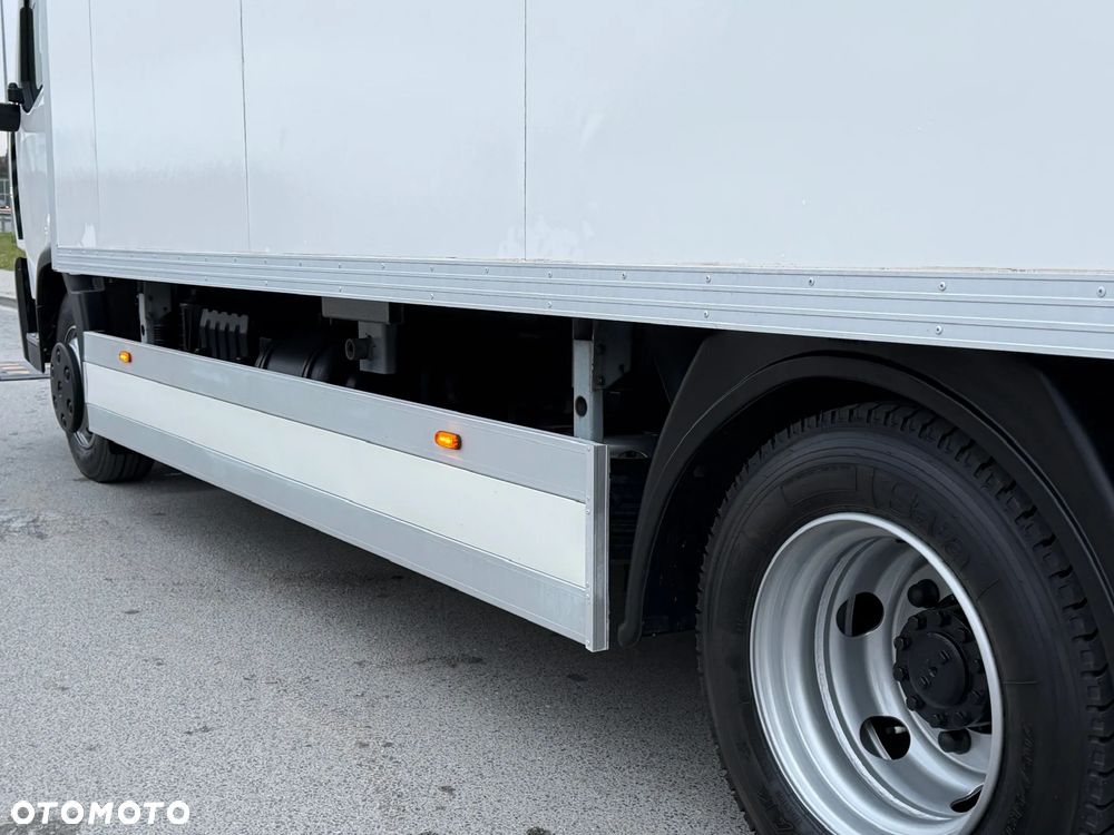 Renault D 7.5 // EKSPOZYCJA // SKLEP MOBILNY // ZABUDOWA WYSTAWOWA // SHOWROOM MOBILNY // - 24