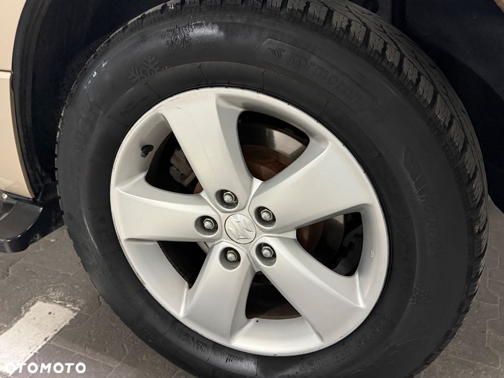 Suzuki Grand Vitara 1.9 DDiS De Luxe EU5 - 30
