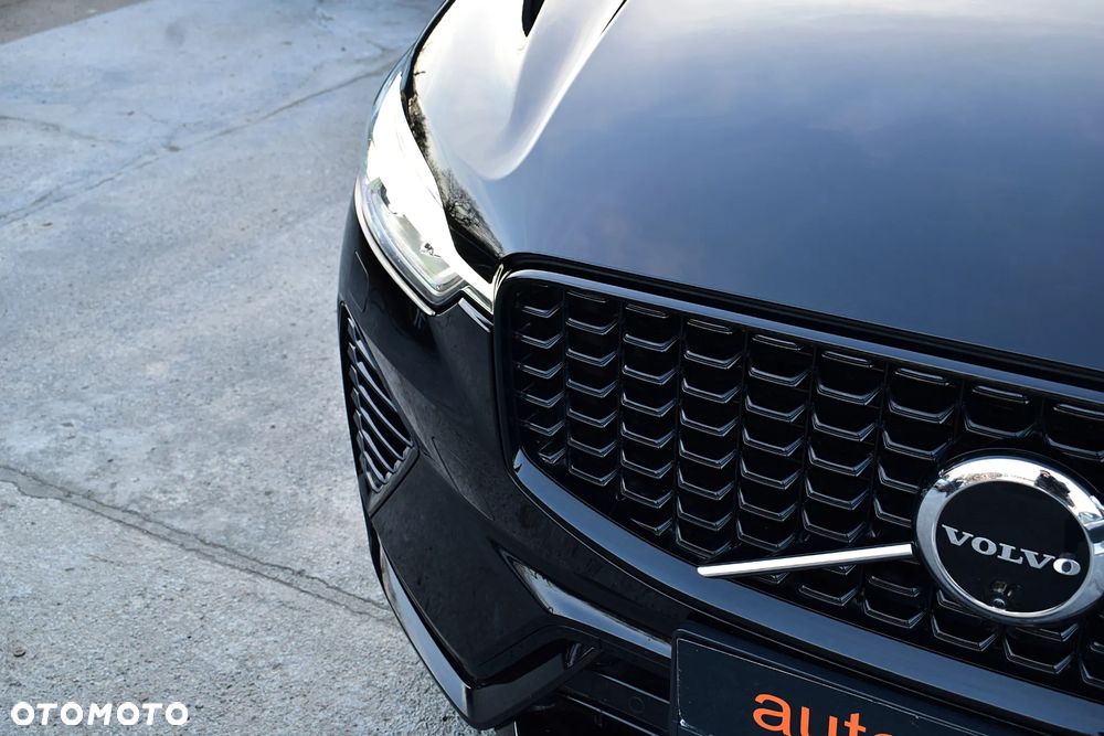 Volvo XC 60 T8 Plug-In Hybrid AWD Inscription Expression - 22