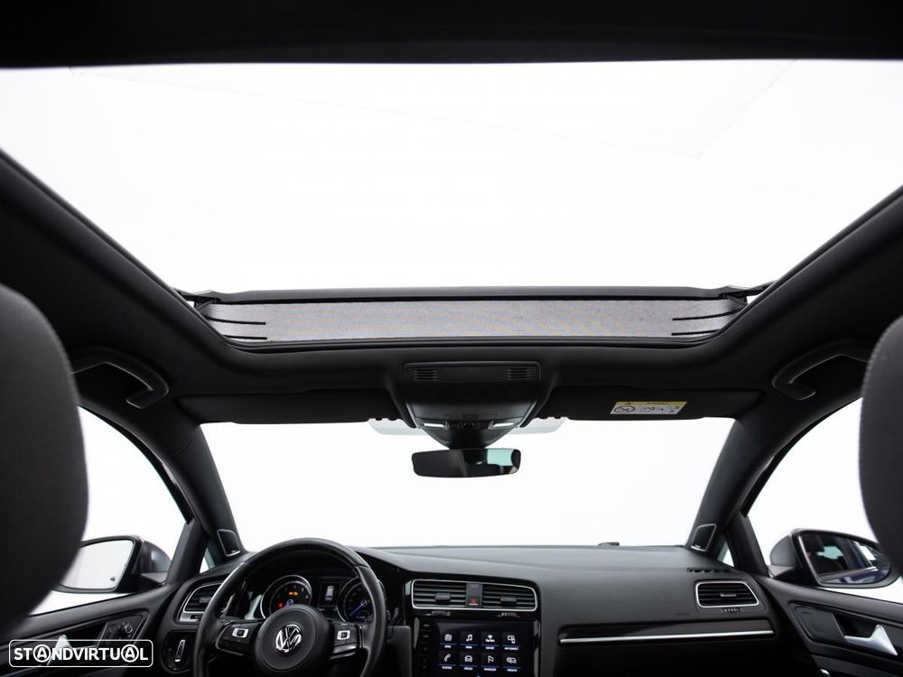 VW Golf Variant R 4Motion (BlueMotion ) DSG - 7